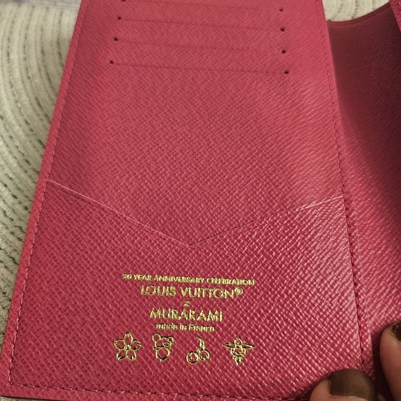 Louis Vuitton x Takashi Murakami Multicolor Passport Cover 🎨✨ - Picture 3 of 9